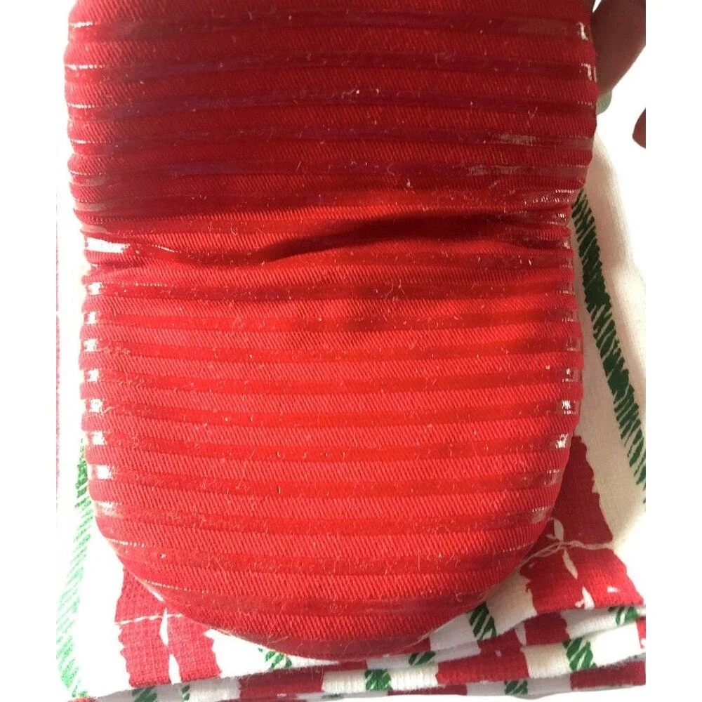 Christmas Cuisinart 2 Kitchen Dish Towels 2 Mini Oven Mitts Set of 4 Red Green